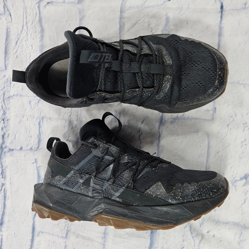 New Balance Tektrel Mens 9 2E Black Grey Speckled Trail Running Shoes